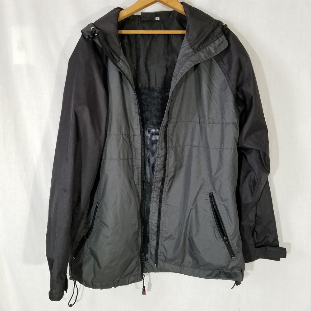 Millennium Three gray mens windbreaker size S